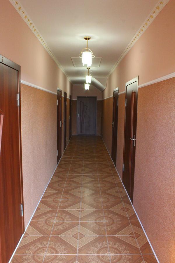 Cafe-Motel Goryanka 乌日霍罗德 外观 照片
